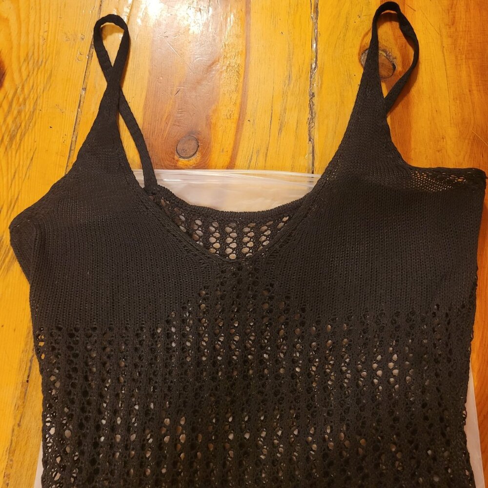 Micas Women's Size Medium Black Open Knit Mini Dress Ruffle Hem NWT Cami Style - Picture 4 of 6